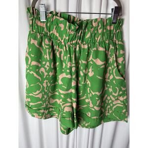 Tyche pocketed High Waist hemmed printed shorts size Large  boho comfortable